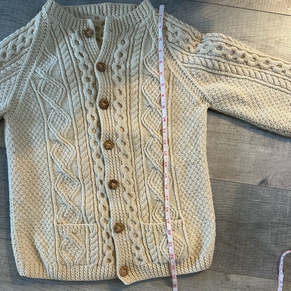 Wool Cream Cable Knit Cardigan with wood buttons - Picture 2 of 7